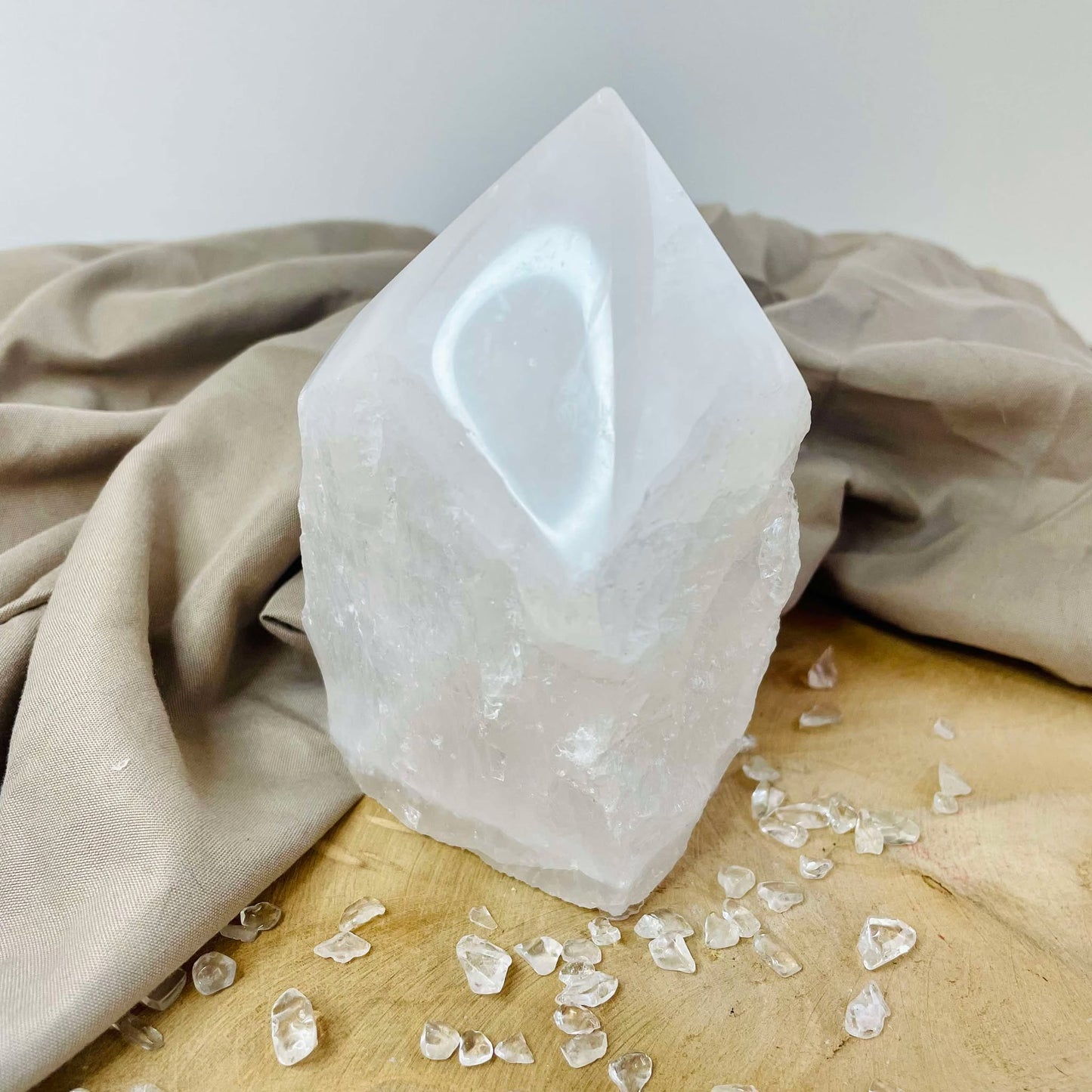 Pointe polie cristal de roche 1