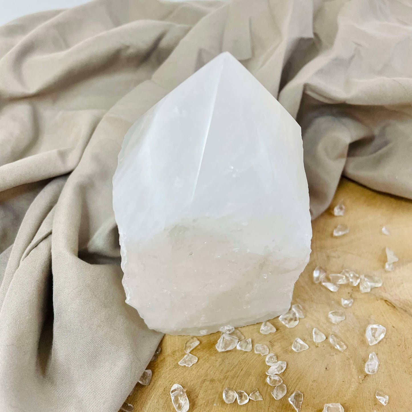 Pointe polie cristal de roche 1