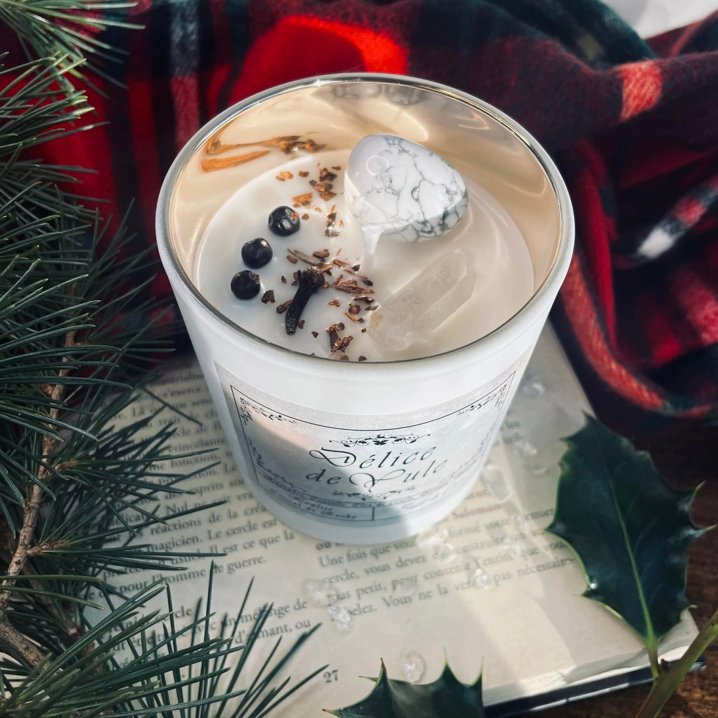 Bougie pot or et blanc Délice de Yule