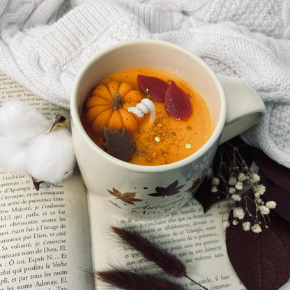 Coffret bougie mug Autumn magic et Chaussettes orange