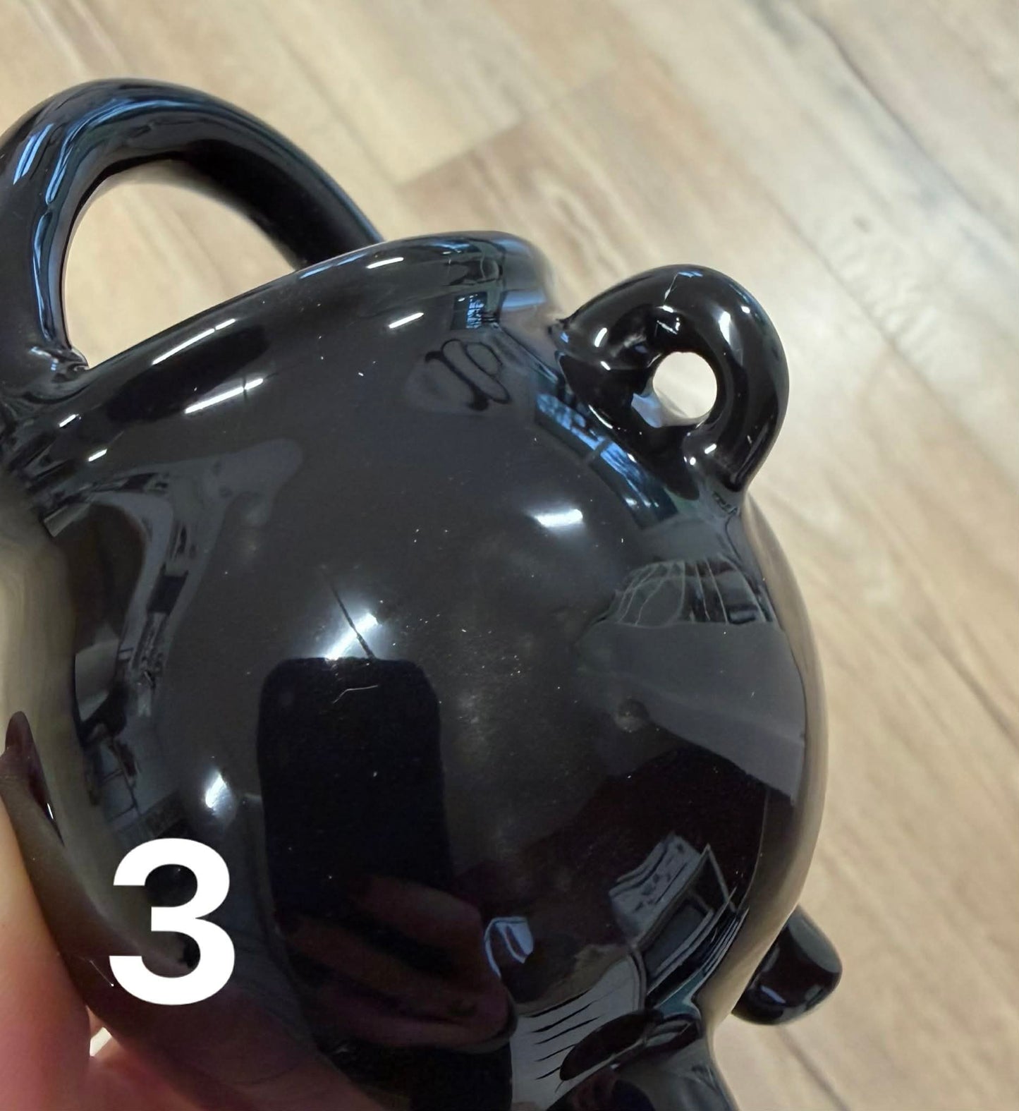 Brûleur à fondants parfumés chaudron noir suspendu IMPARFAIT 1