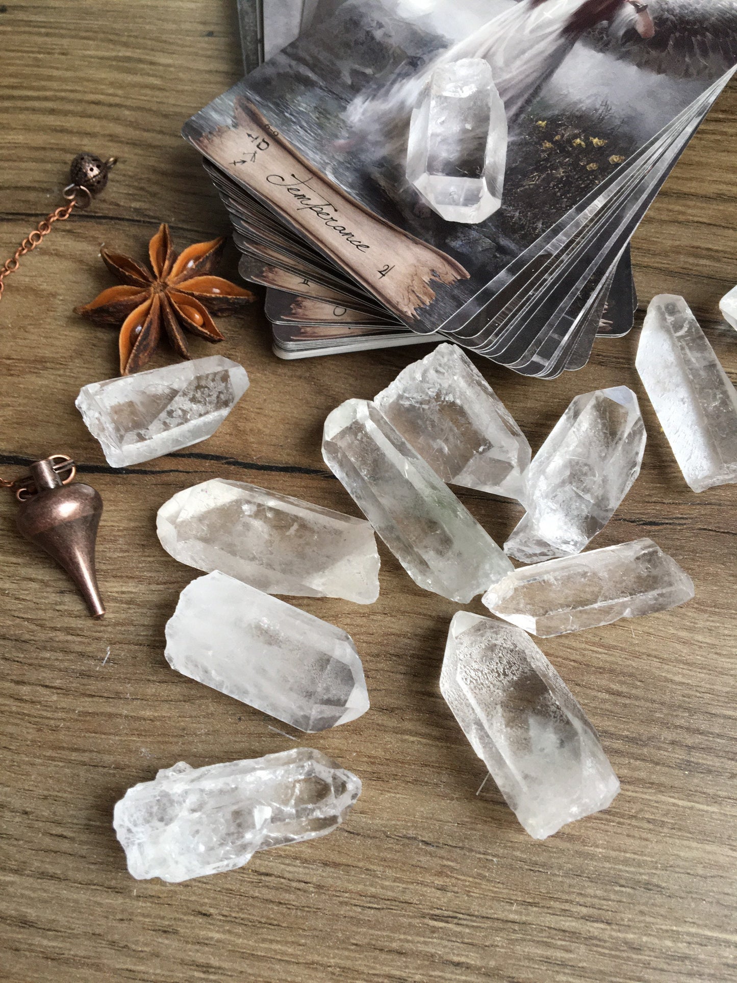 Pointe de cristal de roche- méditation- divination- quartz